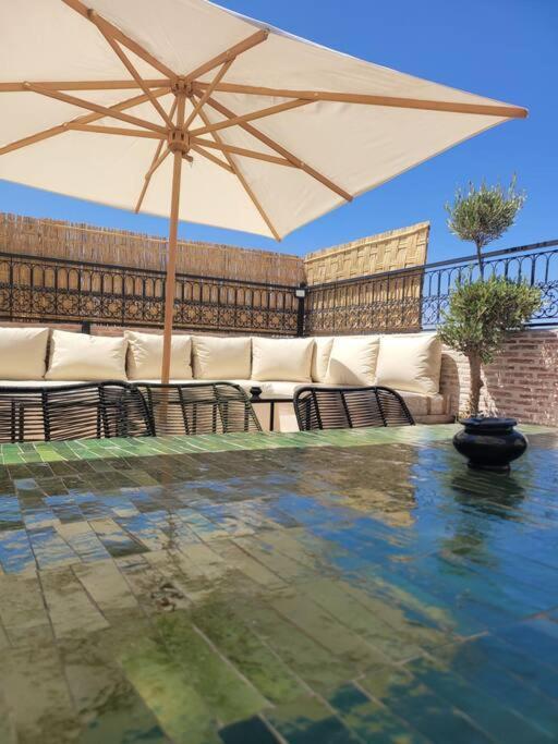 Riad Isahiac Avec Piscine En Exclusivite Марракеш Екстер'єр фото